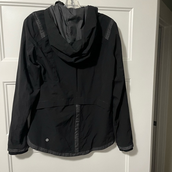 Ladies Lululemon Jacket Size 8 - Picture 6 of 13